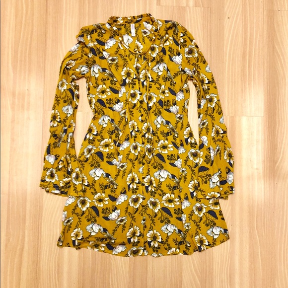 Absolutely Adorable Tunic-Style Dress - Picture 2 of 5